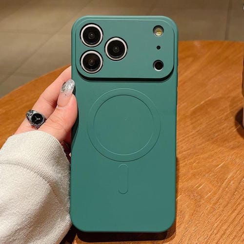 For iPhone 17 Pro Solid Color Liquid Silicone MagSafe Magnetic Phone Case(Dark Green)