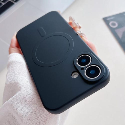 For iPhone 17 Solid Color Liquid Silicone MagSafe Magnetic Phone Case(Black)