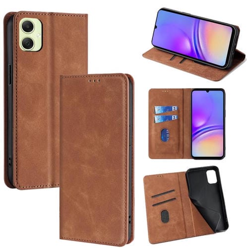 Funda de cuero magnética con textura de piel para Samsung Galaxy A05 4G (marrón claro)