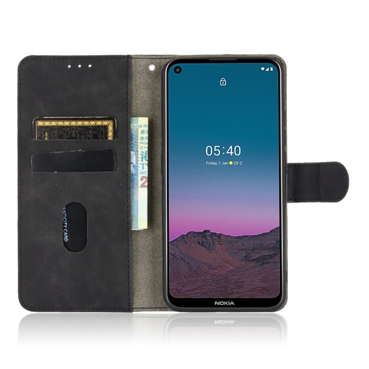 Para Nokia 5.4 Estuche de cuero PU con textura de piel de becerro abatible horizontal con hebilla magnética de color sólido con ranura para tarjetas y billetera