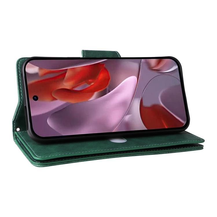 Estuche de Cuero con Tres Pliegues y Hebilla de Remache para Google Pixel 9A (Verde)