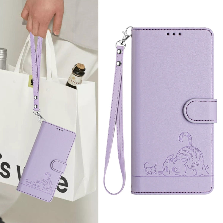 Funda de Cuero Rfid para Oukitel C57S con Estampado de Rata y Gato en Relieve y Cordón (Morado)