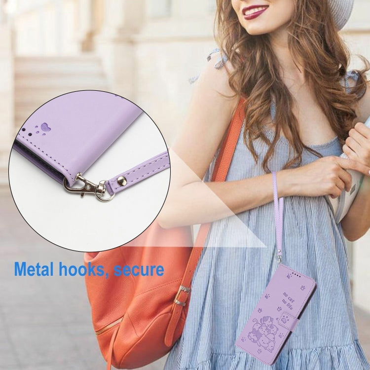 Funda de Piel iPhone 16E Forma de Gatito En Relieve con Cordón (Morado)