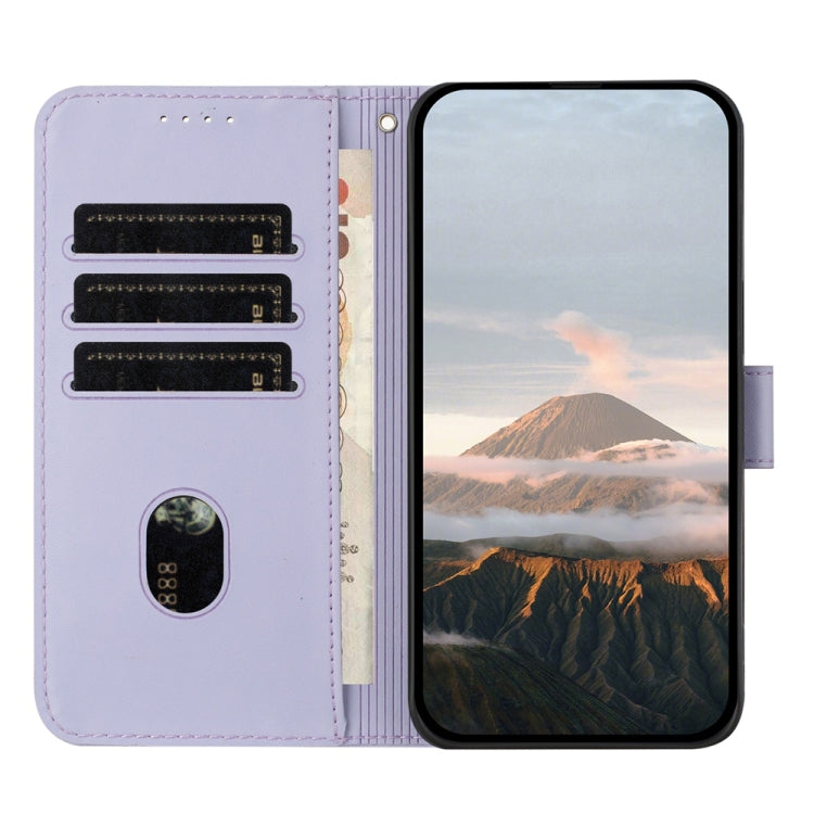 Funda de Cuero con Hebilla y Diseño de Triángulos para iPhone 16E (Morado Claro)