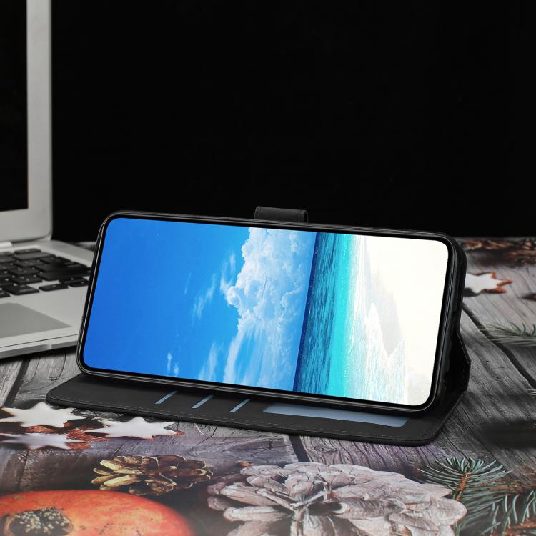 Funda de cuero con relieve y diseño de mariposas para Samsung Galaxy A07 5G (negra)