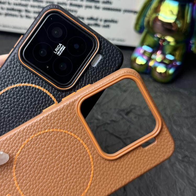 Funda de TPU con textura de lichi MagSafe para Xiaomi 13 Pro (marrón dorado)