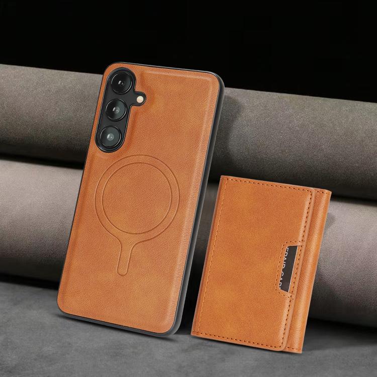 Funda de cuero plegable triple Kalebol con imán fuerte MagSafe para Samsung Galaxy S24+ 5G (marrón)