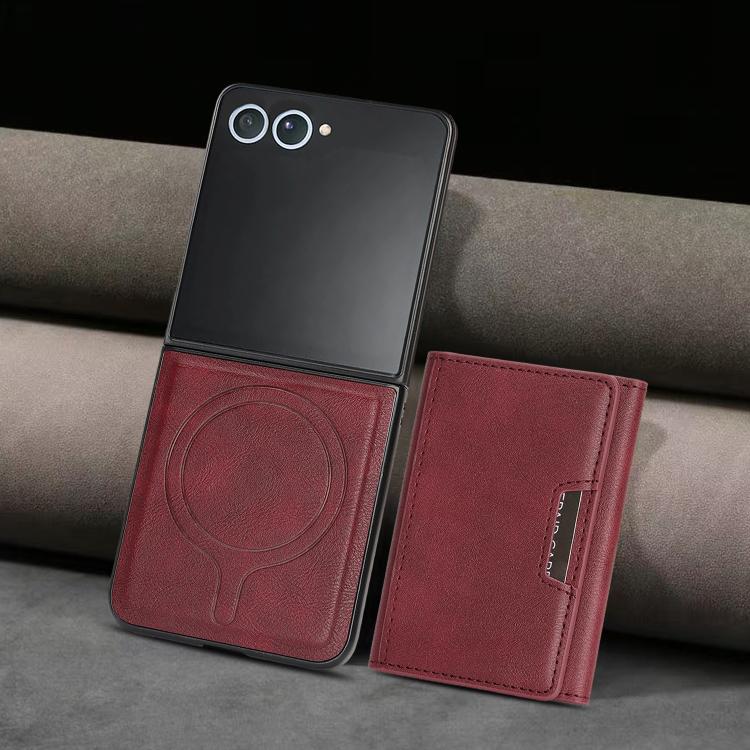 Funda de cuero plegable triple con imán fuerte MagSafe para Samsung Galaxy Z Flip7 (rojo)
