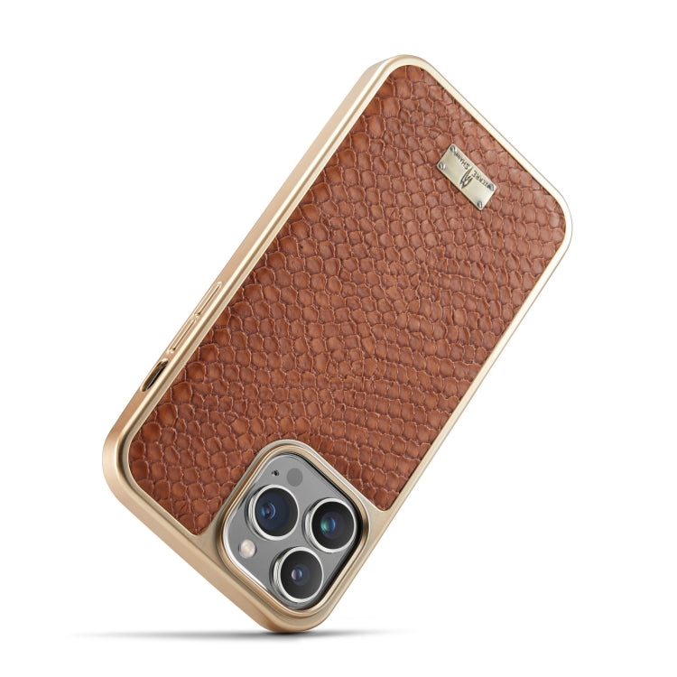 Para iPhone 15 Funda para Teléfono de Pu con Galvanoplastia con Textura de Serpiente Fierre Shann (Marrón) - MOVILSTORE
