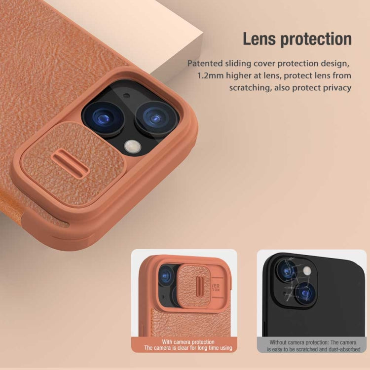 Para iPhone 15 Nillkin Qin Series Pro Funda de Cuero con Diseño de Cubierta de Cámara Deslizante (Marrón) - MOVILSTORE
